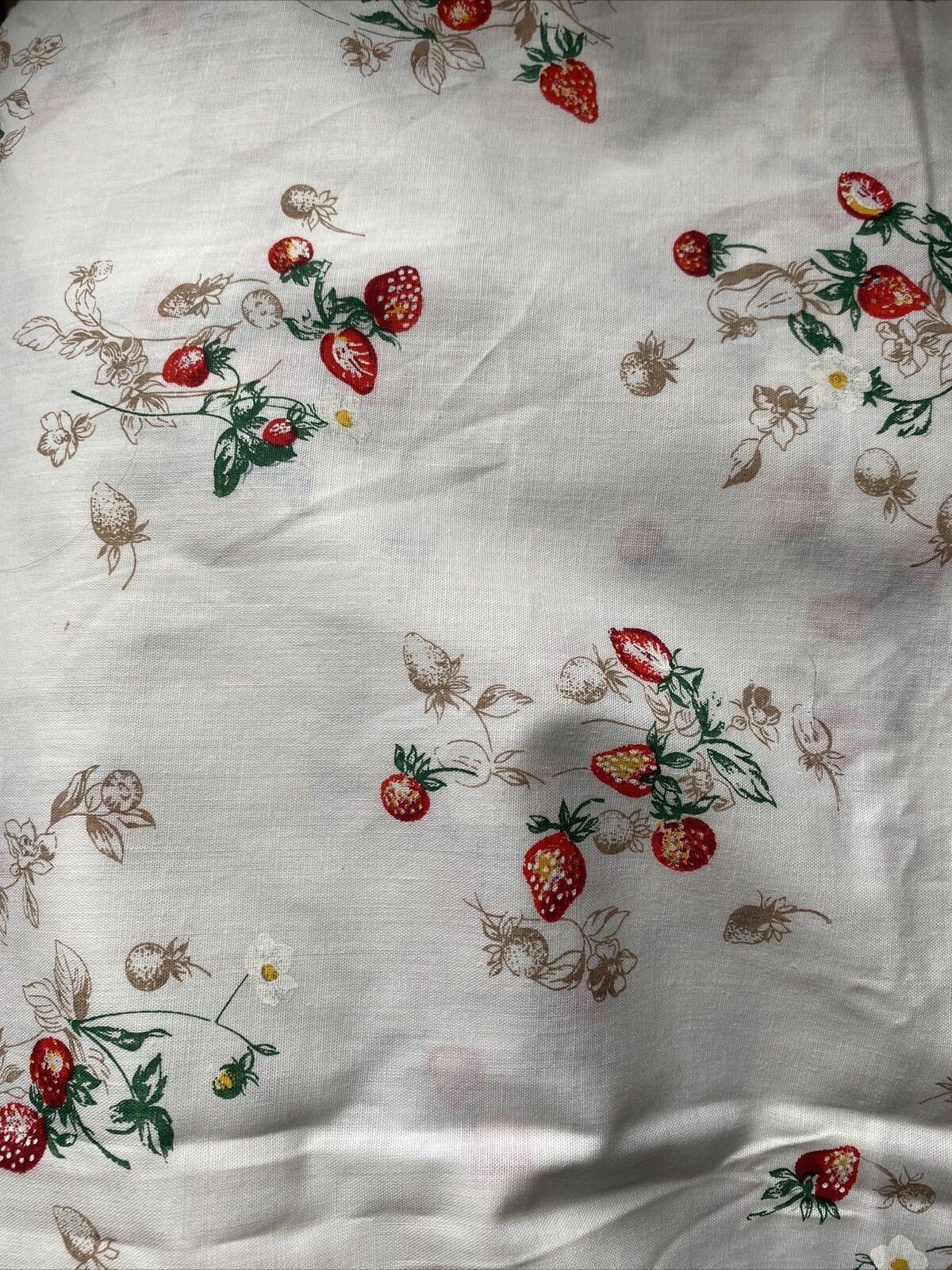Vintage Fabric Strawberries Toile BTY