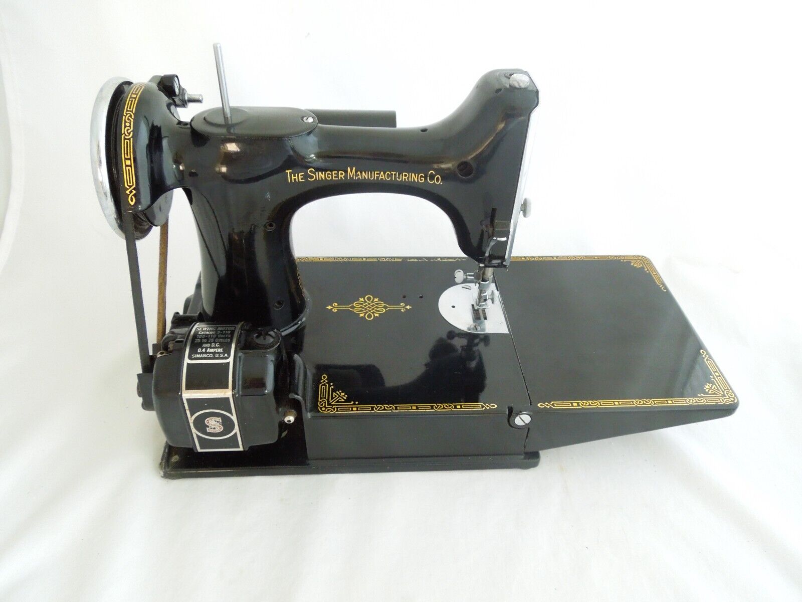 Antique 1935 Singer 221 Featherweight Scroll Front Sewing Machine
