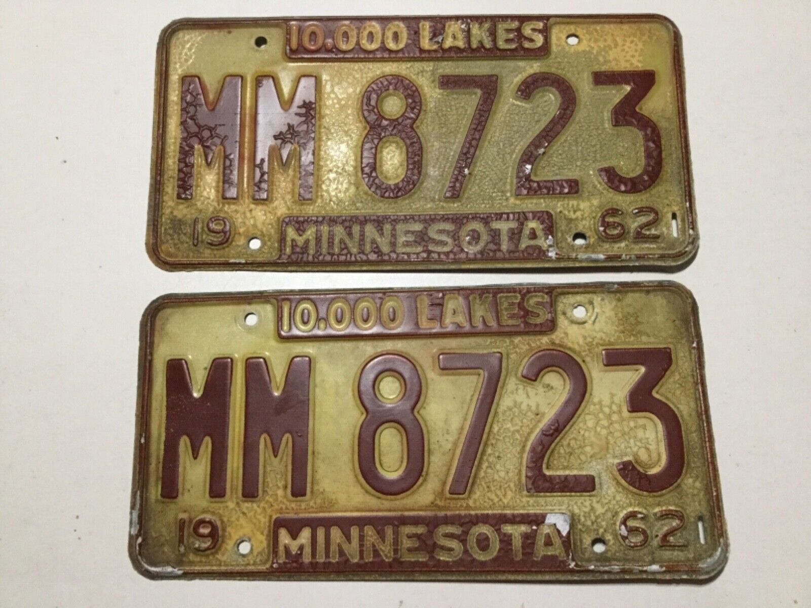 VINTAGE 1962 MN MINNESOTA LICENSE PLATE MATCHED PAIR \