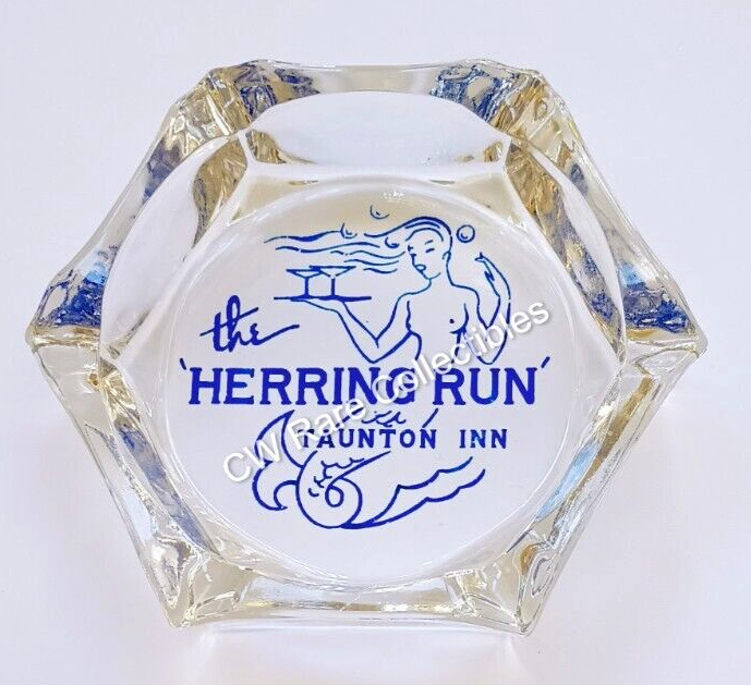 Rare ca 1940\'s-50\'s Herring Run Club Bar Ashtray @ Taunton Inn MA Girley Pin Up