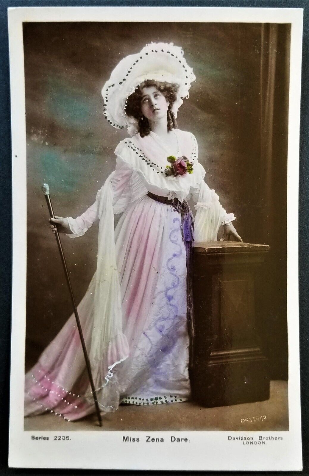 Real Photo: English Actress, Singer Miss Zena Dare, Hand-Colored. Pre-1910.
