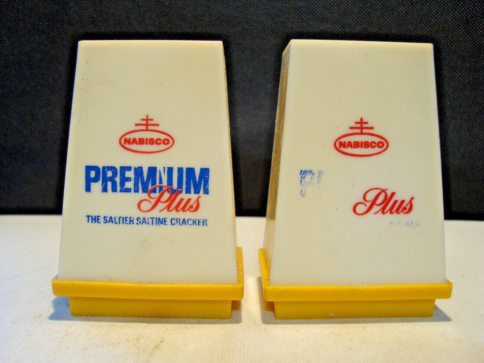 Nabisco Premium Plus Saltine Cracker Vintage Plastic Salt & Pepper Shakers