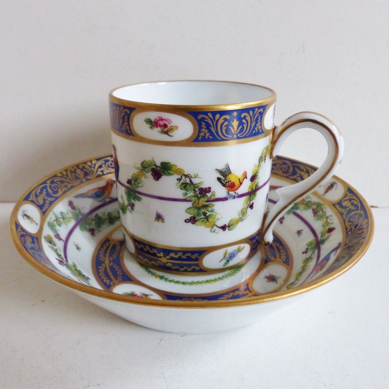SUPERB FRENCH LIMOGES HANPAINTED & GOLD PORCELAIN CUP & SAUCER w. BIRDS (#1)