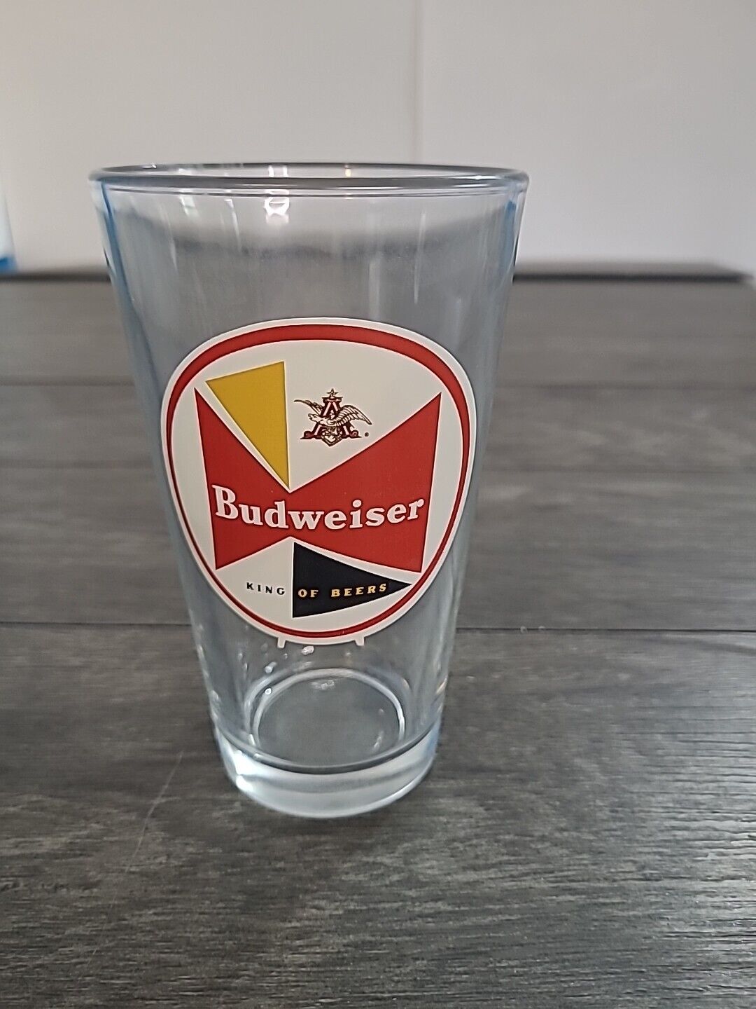 BUDWEISER King Of Beers Retro Style Logo Drinking Barware Collectible PINT GLASS