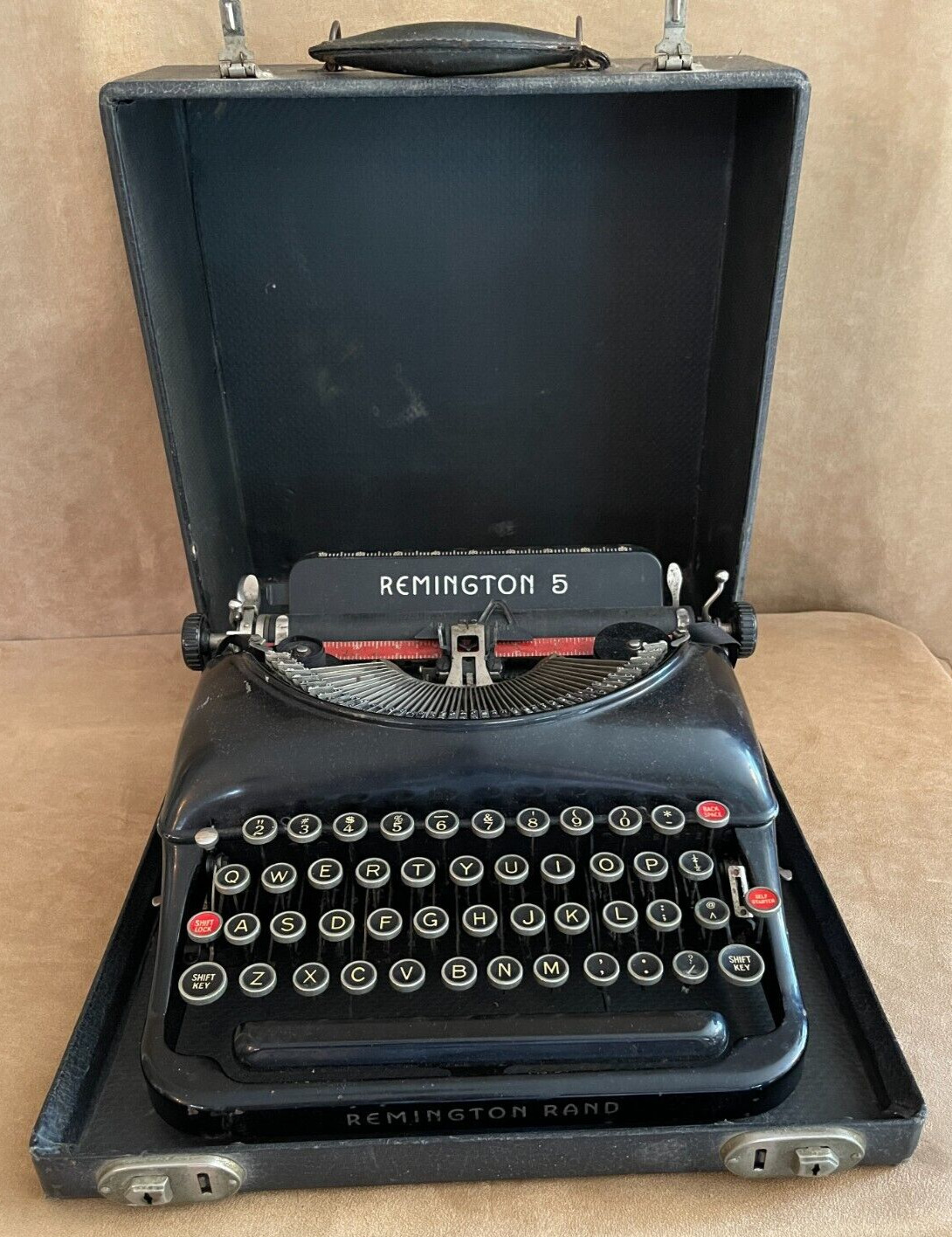 1930’s Remington Rand 5 Streamliner Manual Portable Typewriter & Case vintage