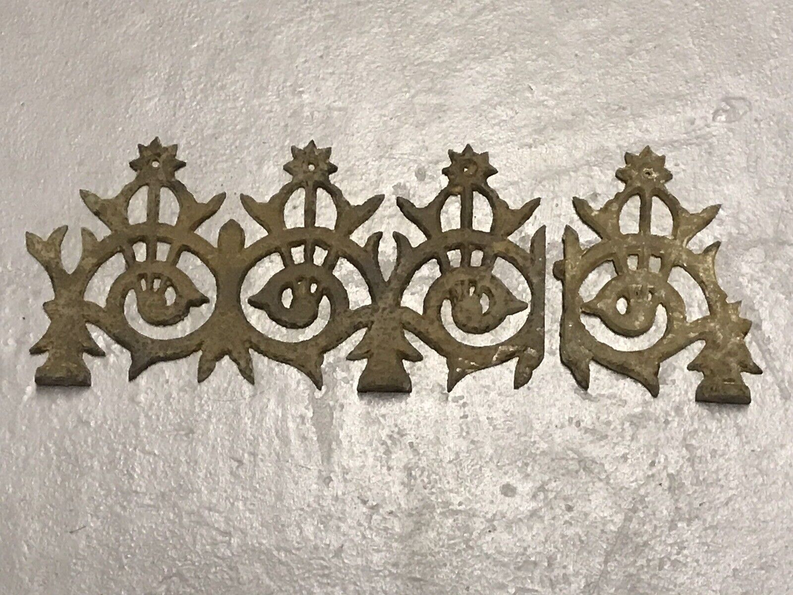 Antique Victorian Gothic Architectural Cast Iron Corner Bracket Ornament 16\