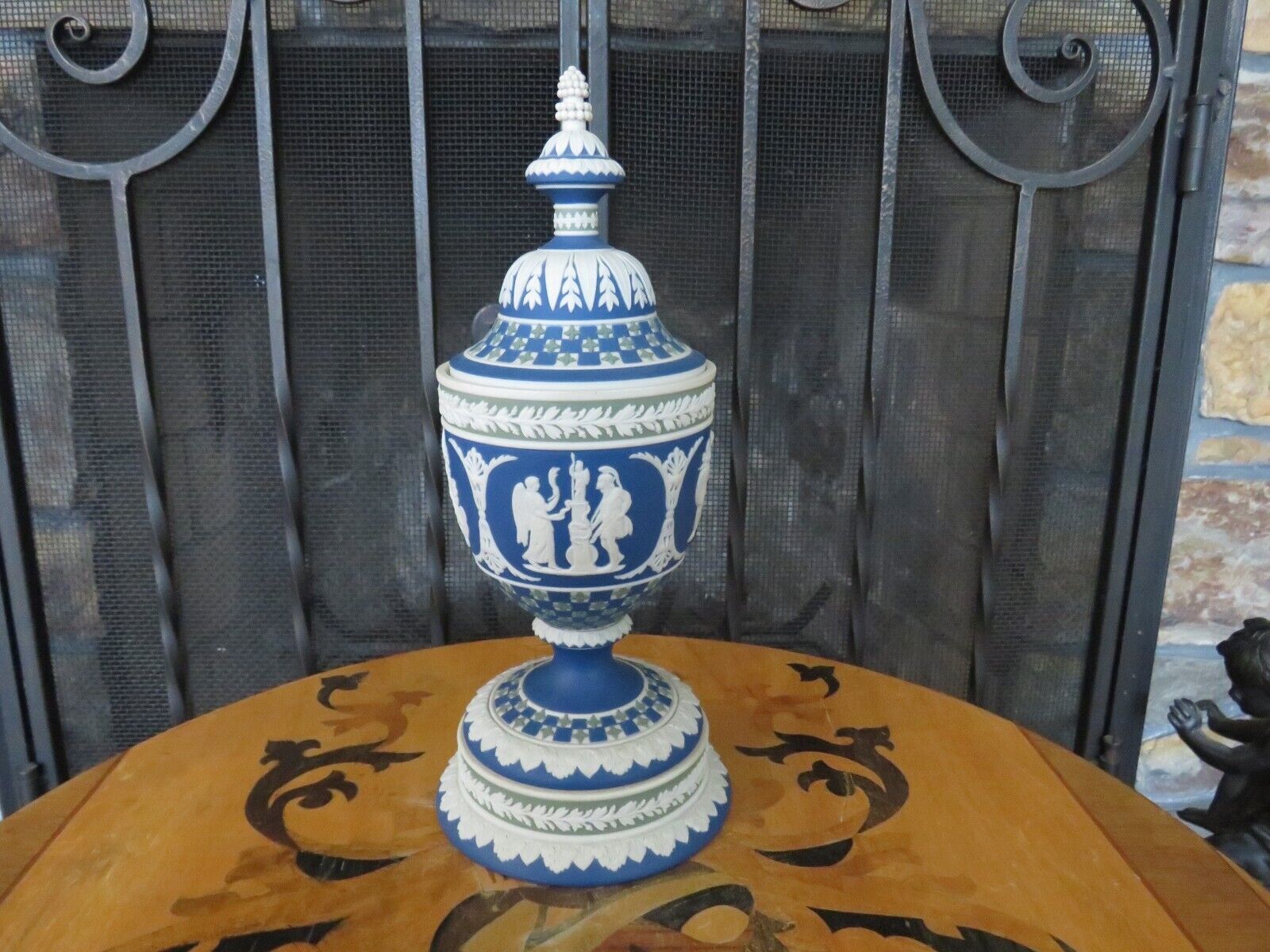 Wedgwood Masterpiece Series Tri-Color Jasperware Diceware Diced Athena Vase Urn
