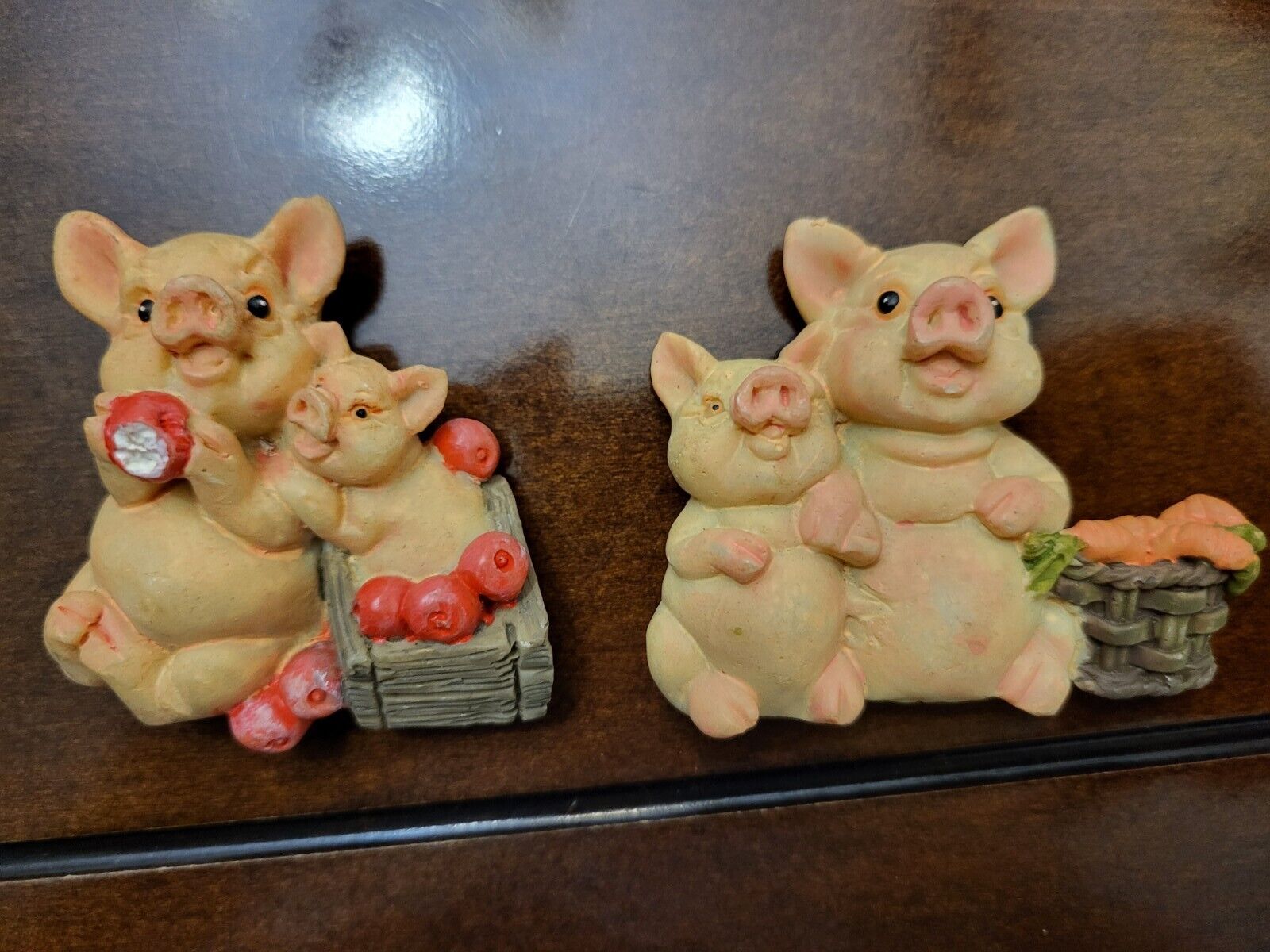 Vintage  Set Of 4 Clown And Pig Magnets 