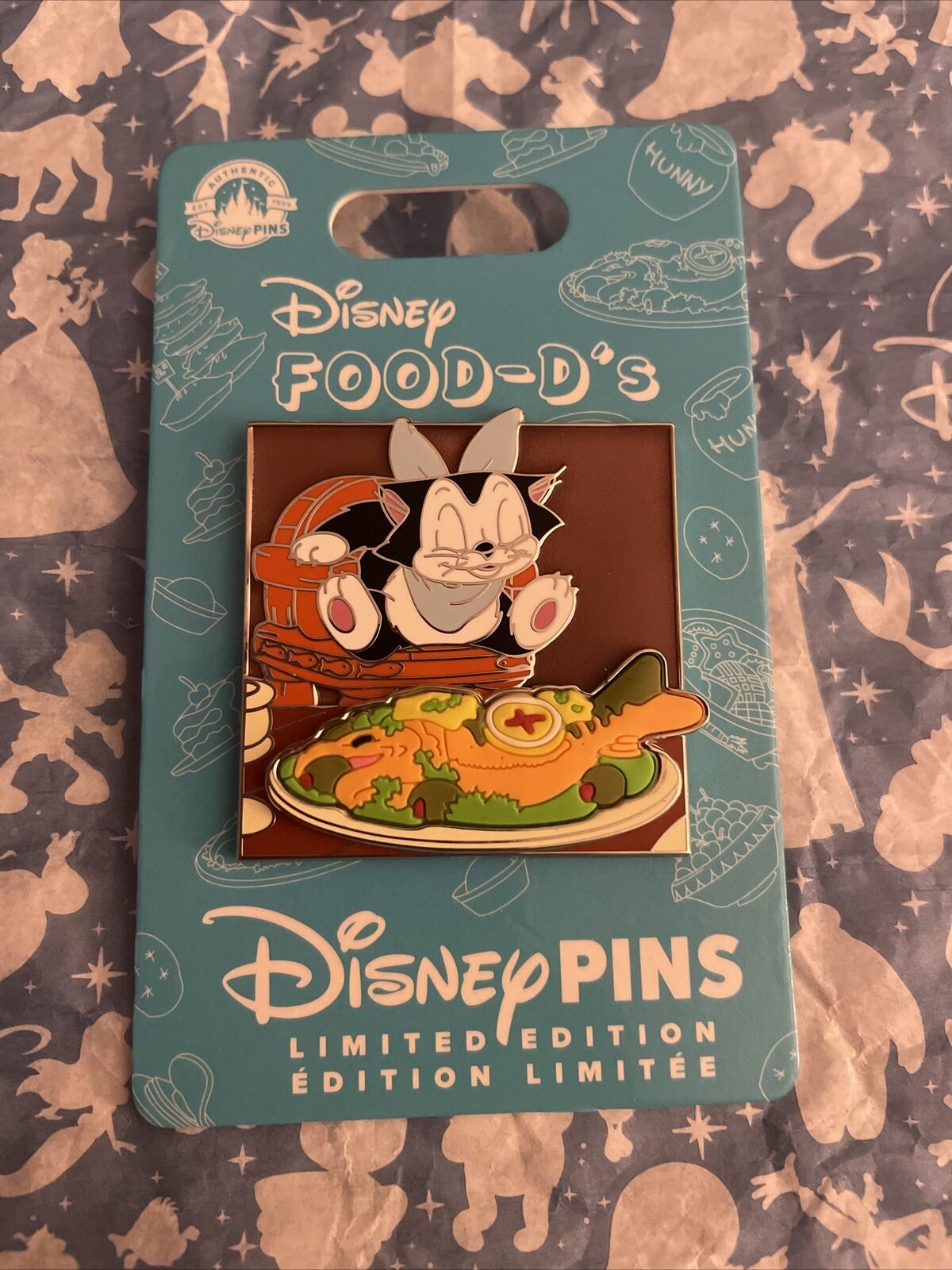 PREORDER Disney Pins HKDL Hong Kong Pin Food-D’s Food D LE 5000 Pin Figaro Cat