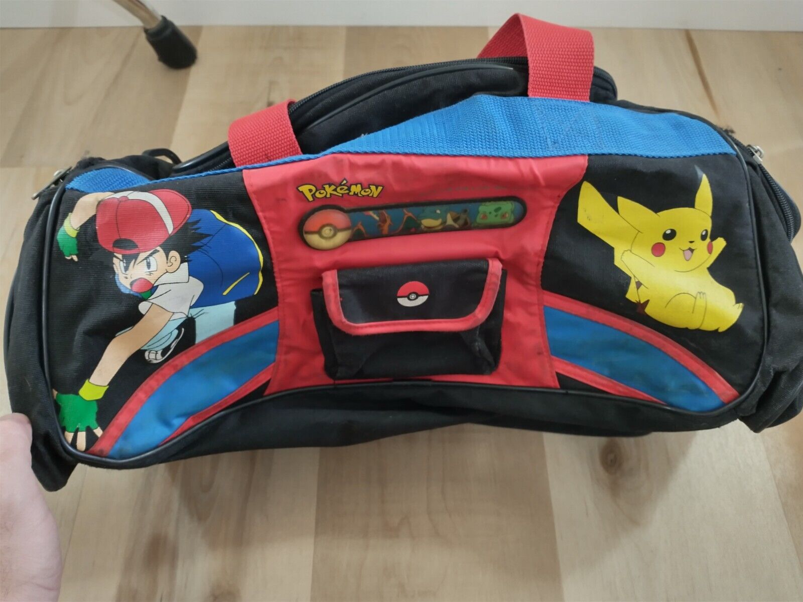 1999 Vintage Pokemon Nintendo Large Duffle Bag Ash Pikachu Gotta Catch Em All