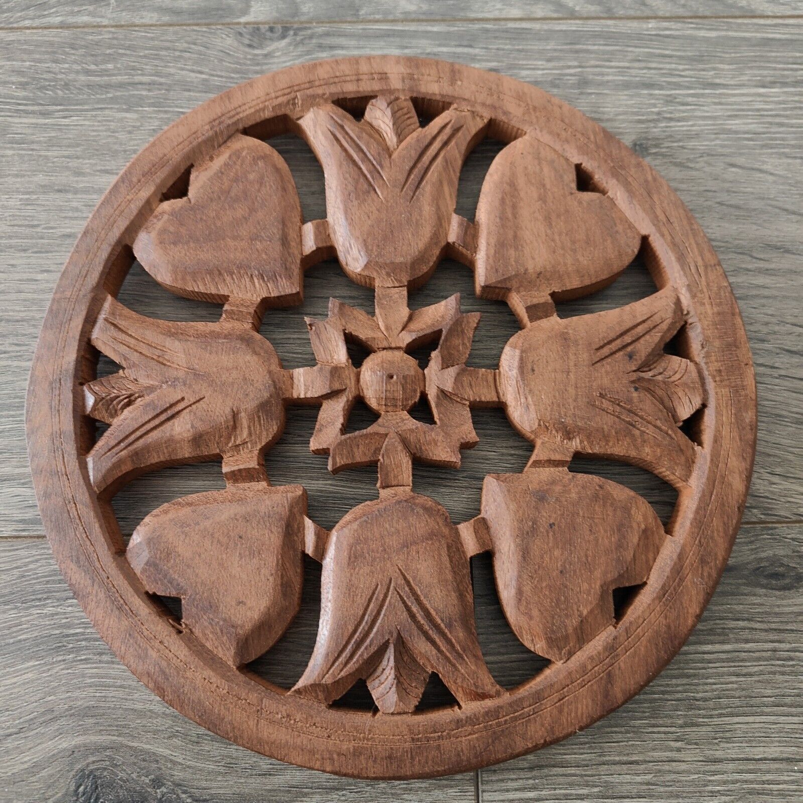 Vintage Hand Carved Wood Footed Round Trivet Hearts & Tulips India 7.5\