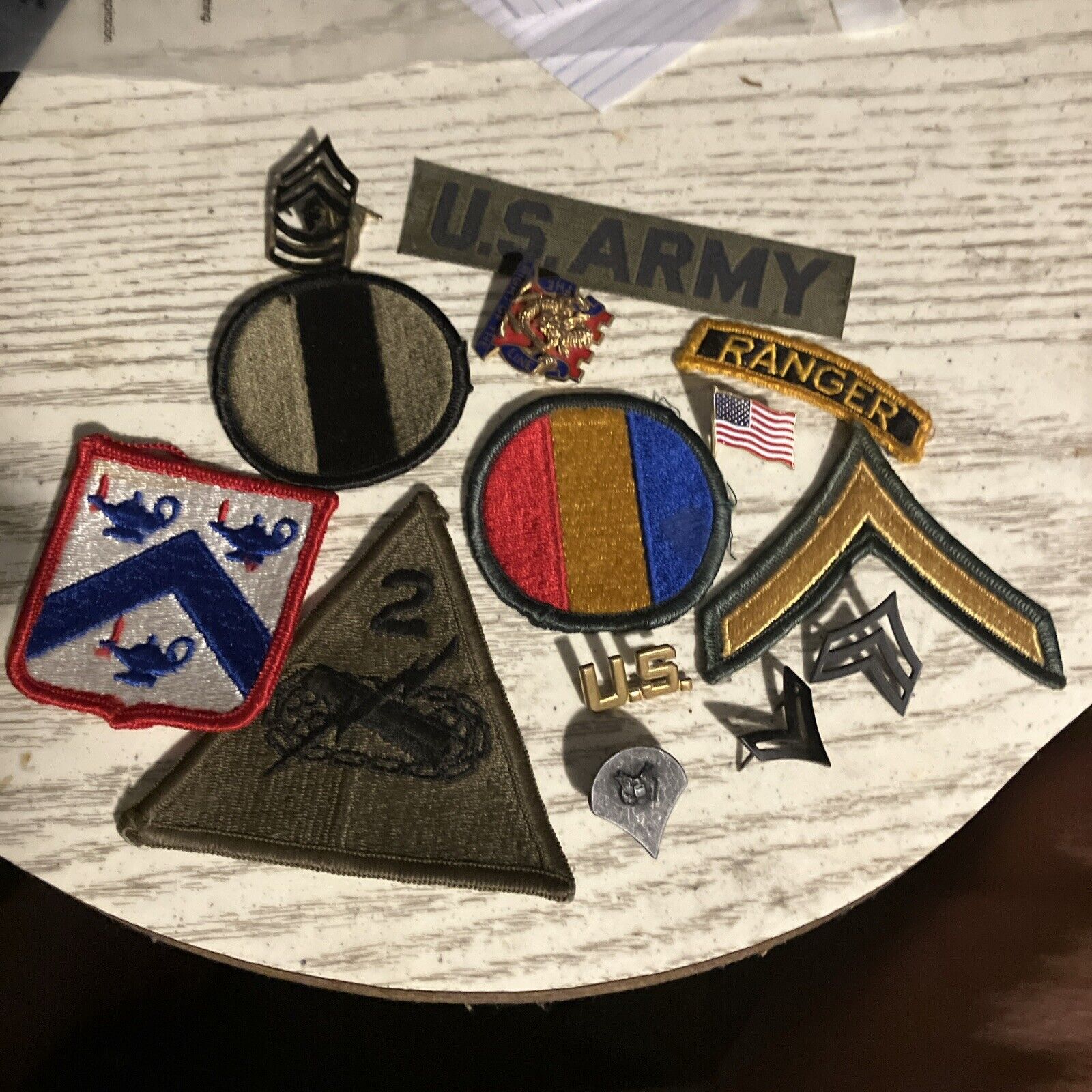 Vintage lot of 15 Military Army Patches + Pins