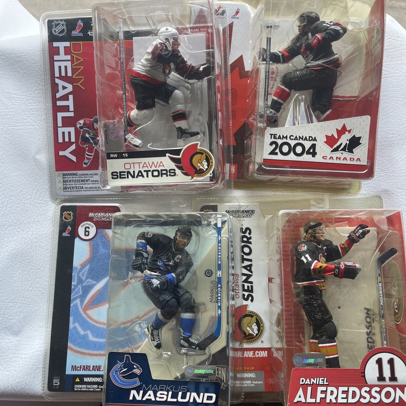 Lot Of (4) Different Hockey McFarlane Figures Awesome Collection Look 3