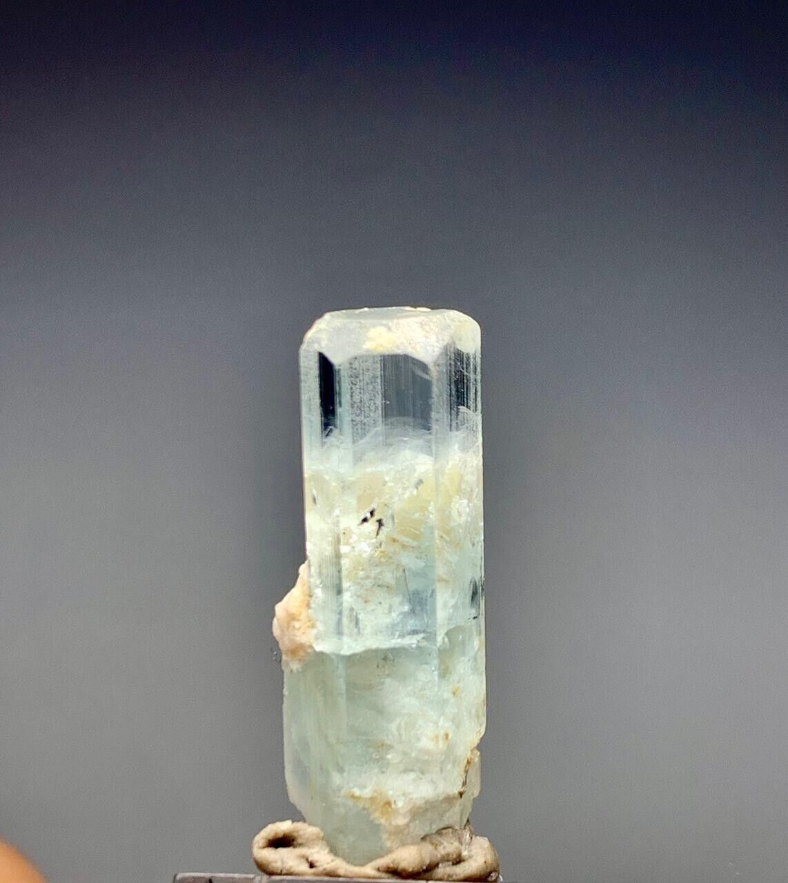 12.50 Carat beautiful terminated aquamarine crystal specimen from Pakistan
