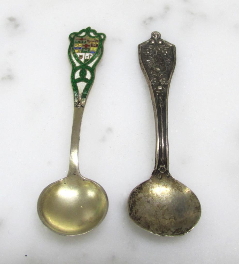 Vintage Lot of 2 Sterling Silver Mini Souvenir Spoons ~ 7grams ~ 7-B639