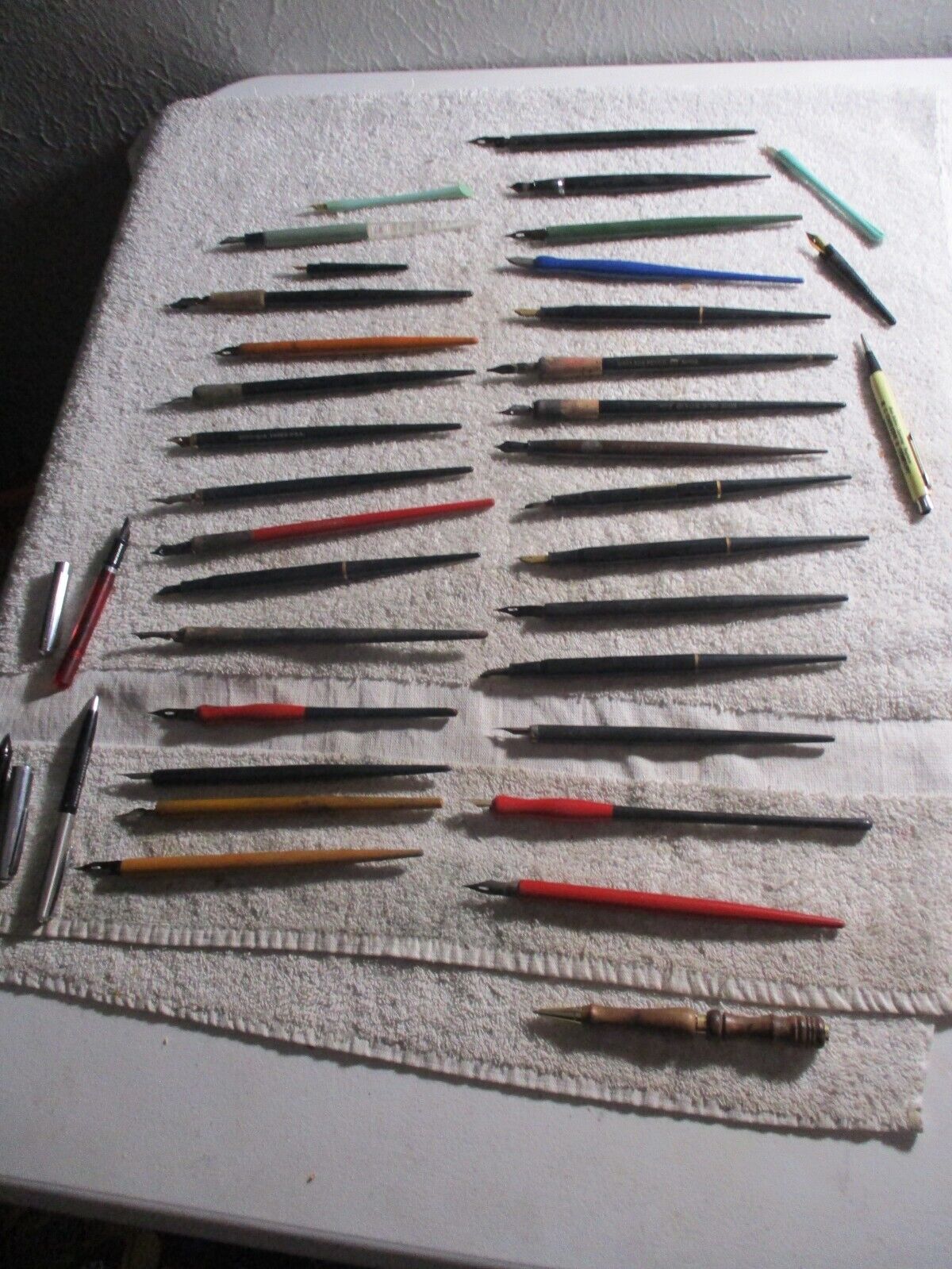 Vintage Ink Dip Fountain Pens with nibs extra nibs 37 lot wood plastic