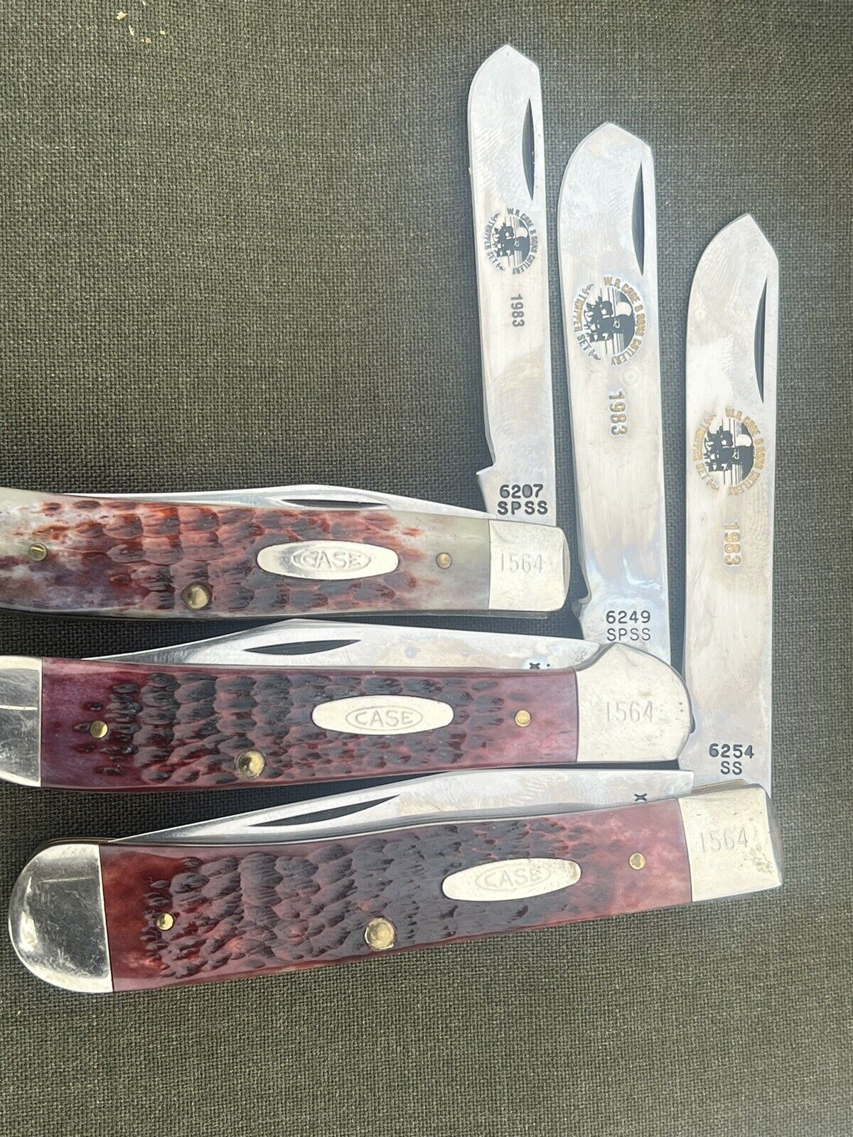 3 Vintage  1983 Trapper Set Case Knives