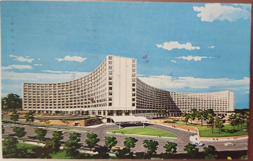 Vintage Post Card - The Washington Hilton - Washington DC 1976