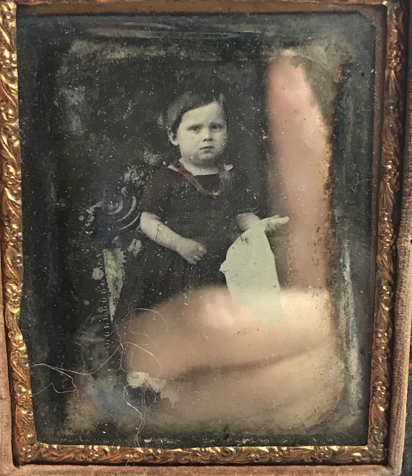 Antique Ninth Plate Daguerreotype young girl Leather Case