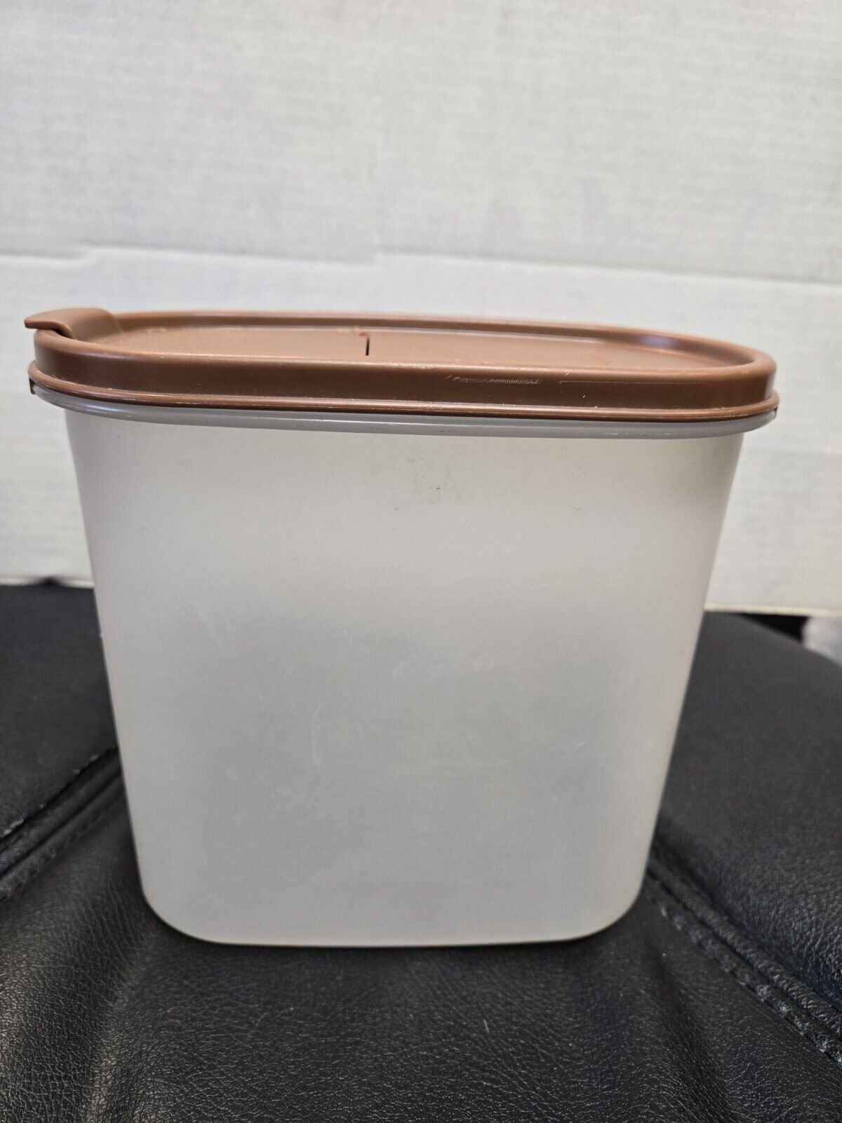 Tupperware Modular Mate Oval Container 1613-3  USA