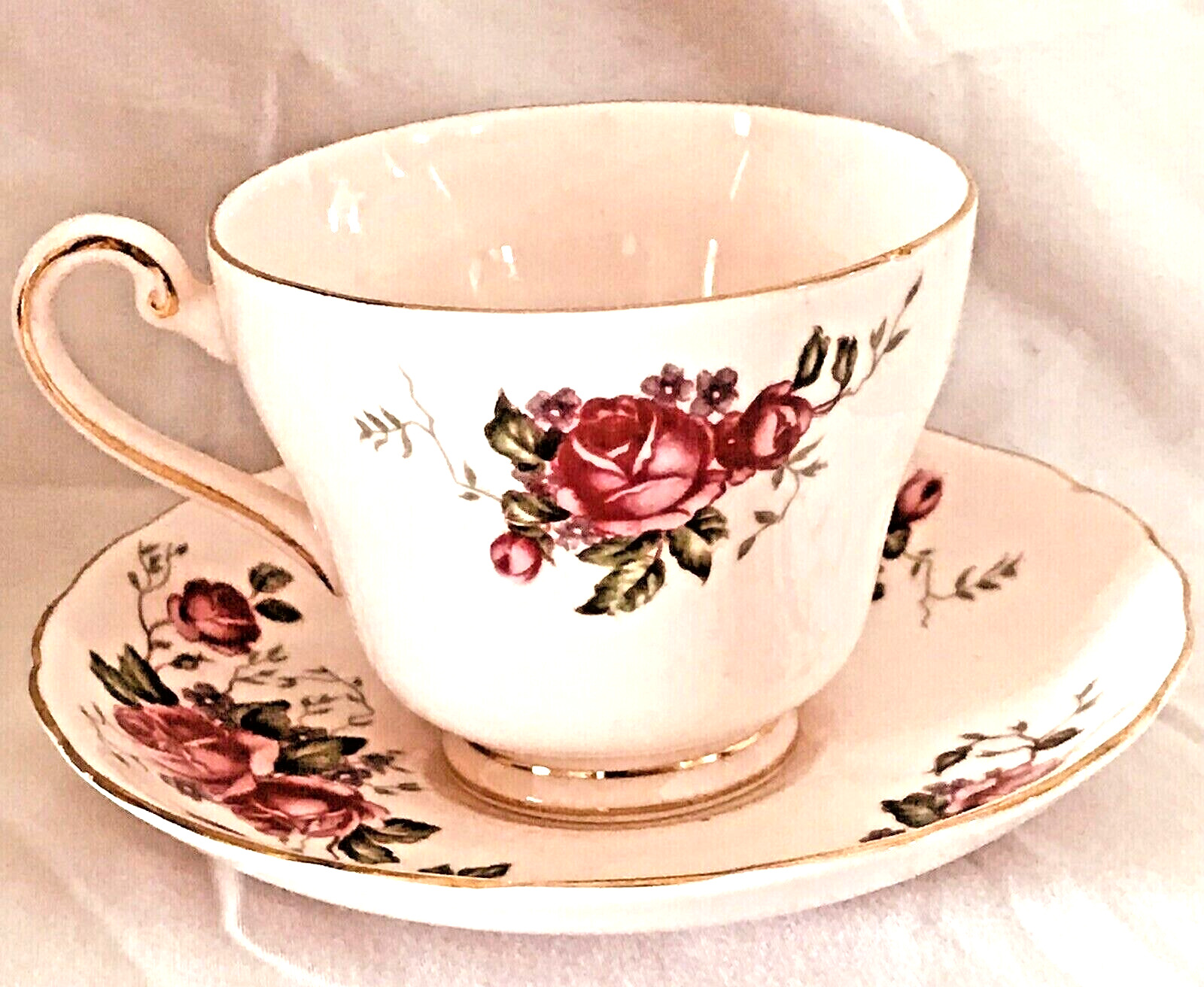 TEA CUP w SAUCER Bone China Tuscan England Pale Pink Floral w Gold Vintage 186 H