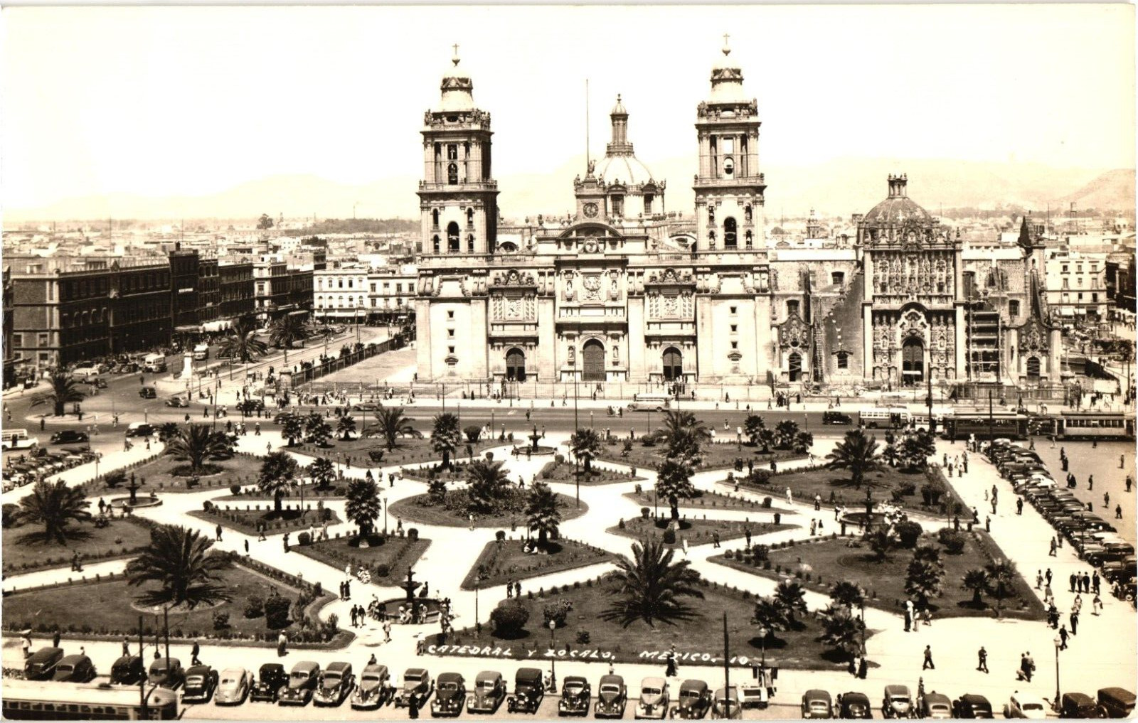 Mexico City Cathedral y Zocalo RPPC Real Photo Unposted Postcard c1941