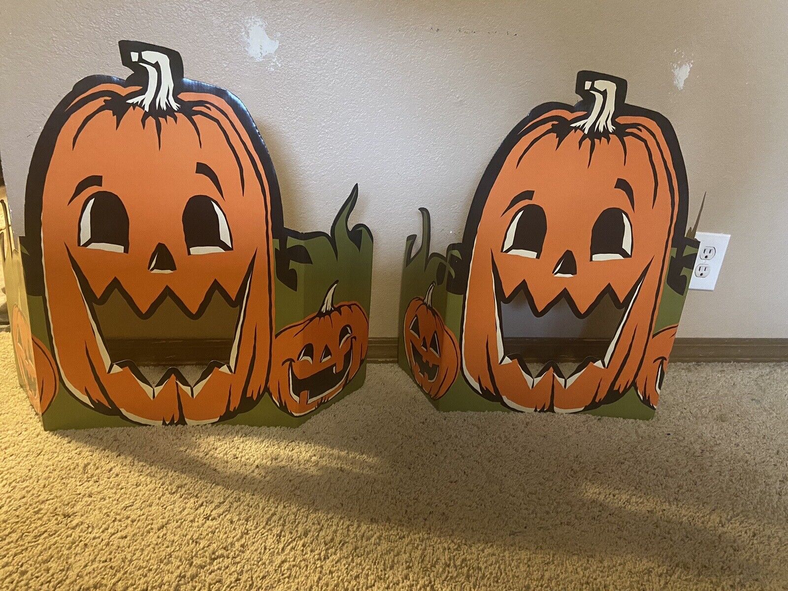 Set Of 2 Vintage Look Cardboard Die Cut Halloween Jack O Lanterns 30” Fold Out