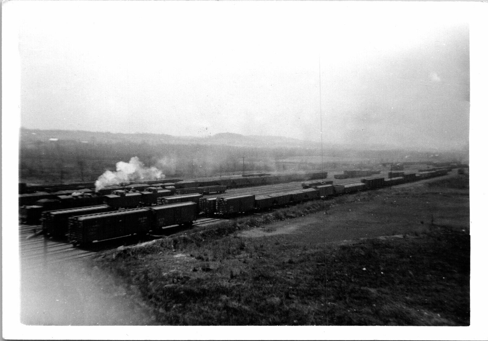 May 1940 Train Yard Brewster, Ohio W&LE Vtg Photo 3.25\
