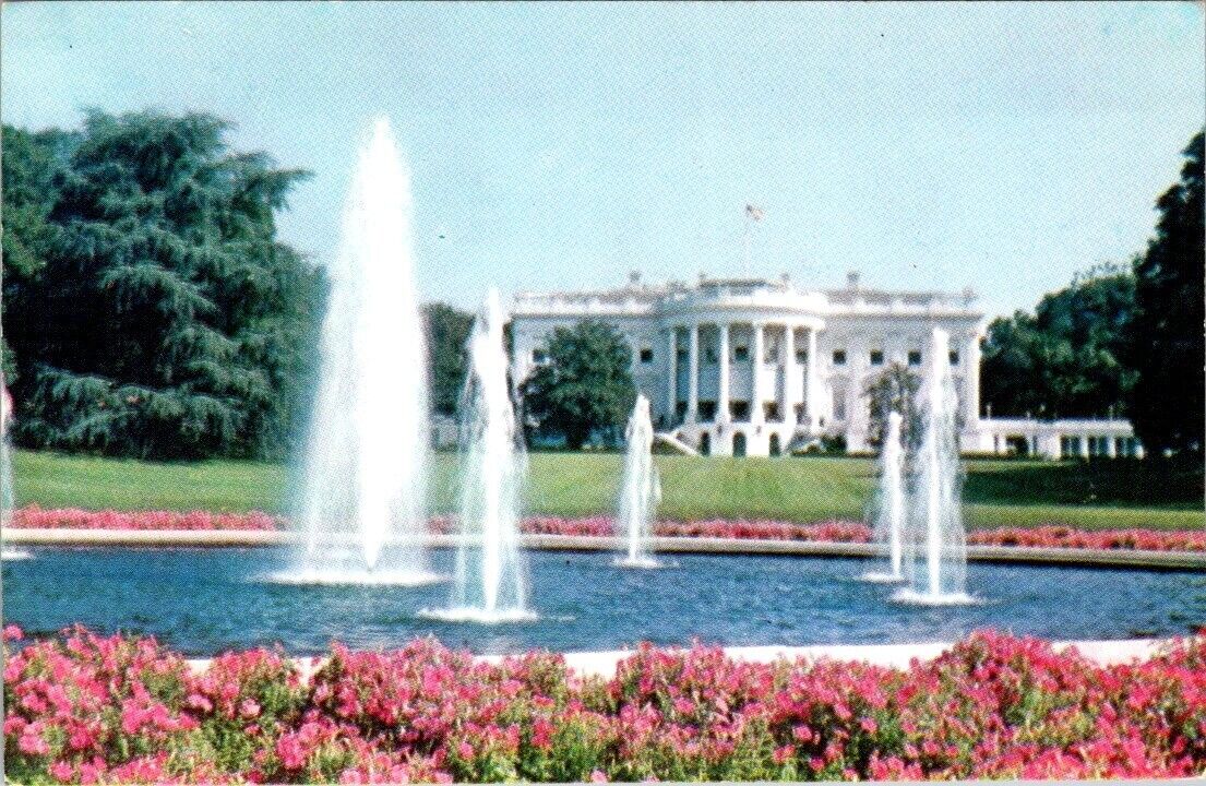 VINTAGE THE WHITE HOUSE DIGNITY OF AMERICAN HOME POSTCARD JZ