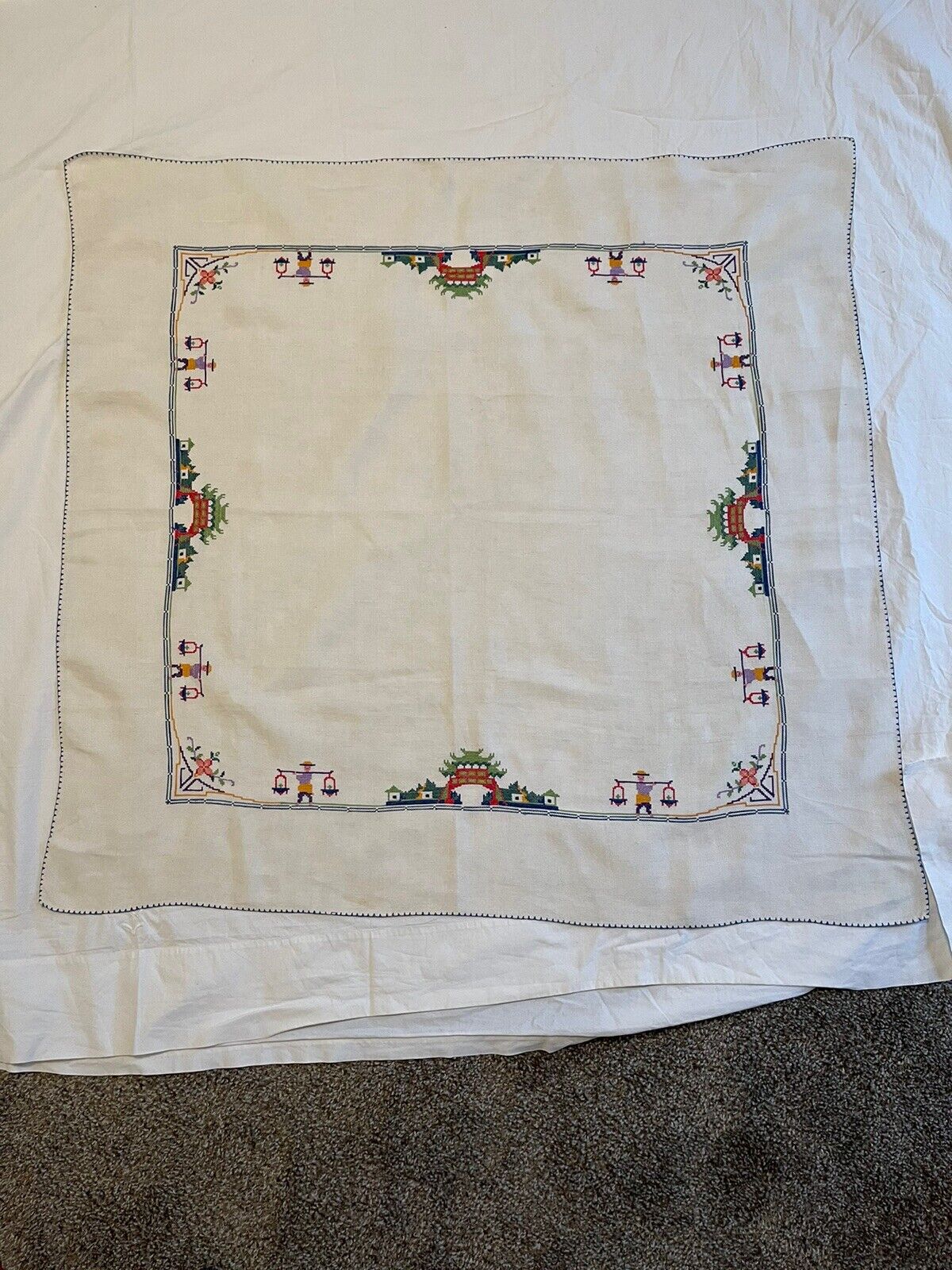 Vtg Linen Embroidered 32 X 32” Tablecloth Cottage Core Quality Japan Handmade