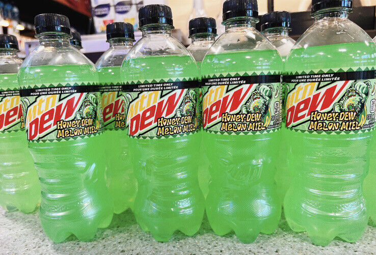 😱FLASH SALE👀USA 🇺🇸SHIPPED👀 2x 20oz Mountain Dew Honey-dew Bottles RARE