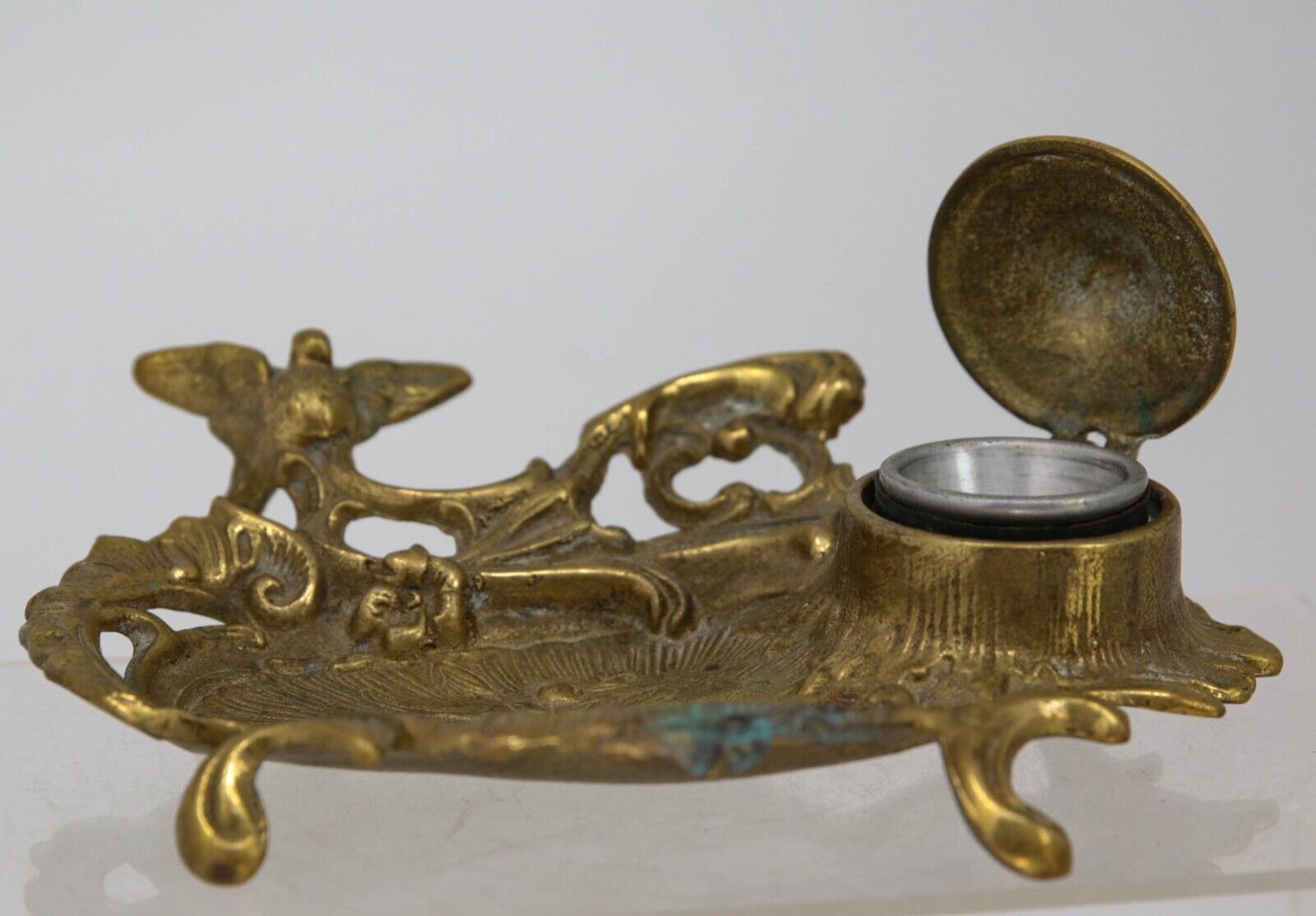 Antique Vintage Ornate Solid Brass Art Nouveau Desktop Footed Inkwell Stand