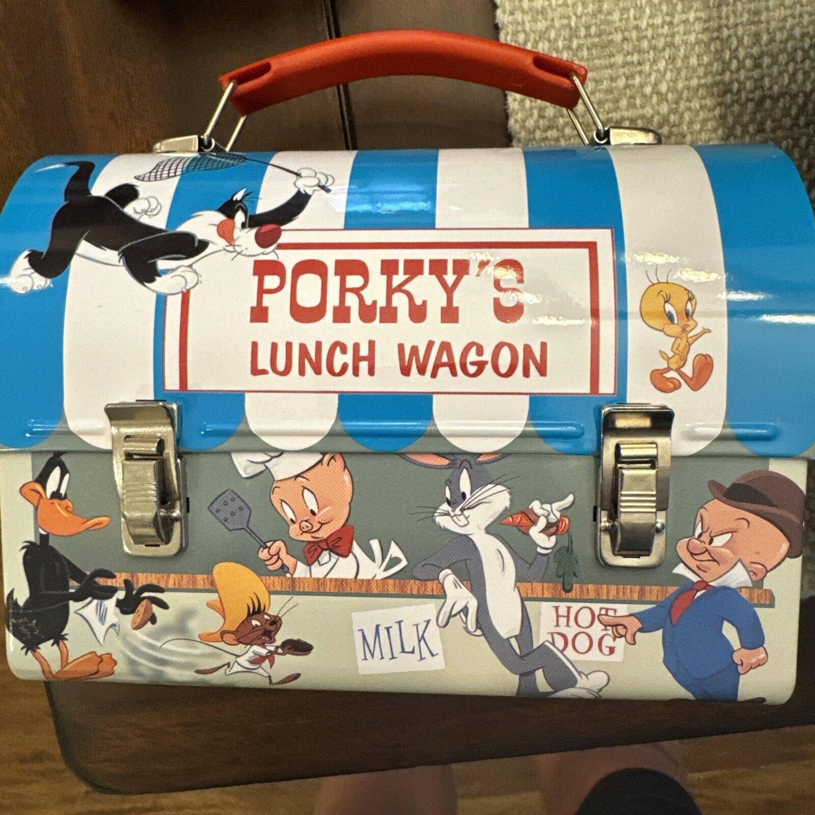 vintage Looney Tunes Porky Pig Lunch Wagon 