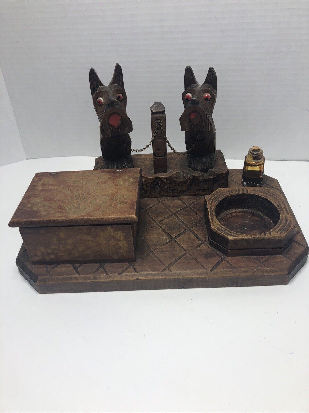 Scottie Scotty Terrier Dogs Carved Wooden Inkwell Pen Rest Stand Vintage