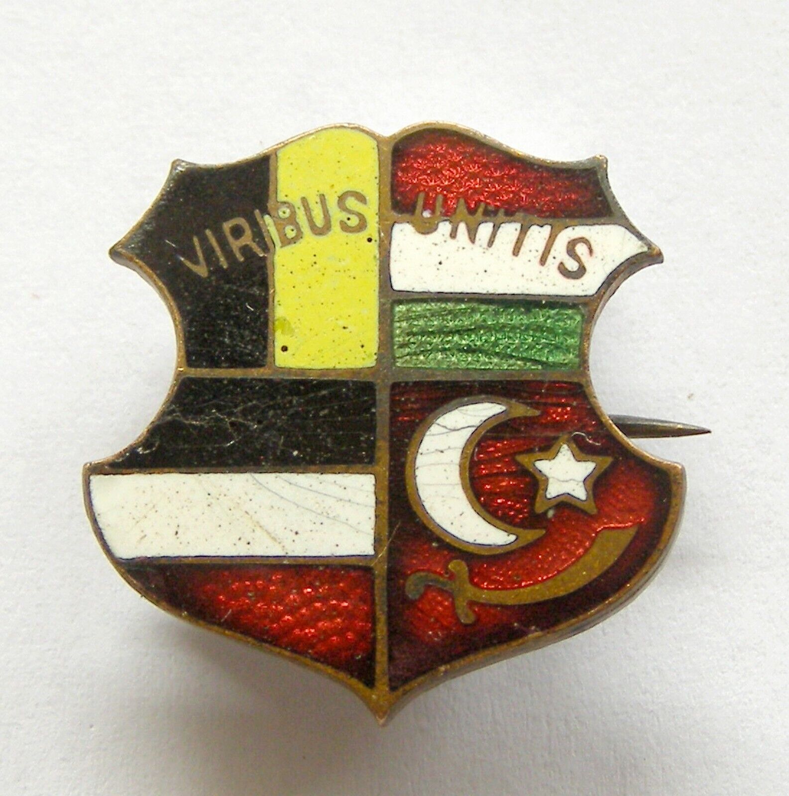 t938 Austria Hungary Germany Turkey Friendship WWI enamel badge VIRIBUS UNITIS