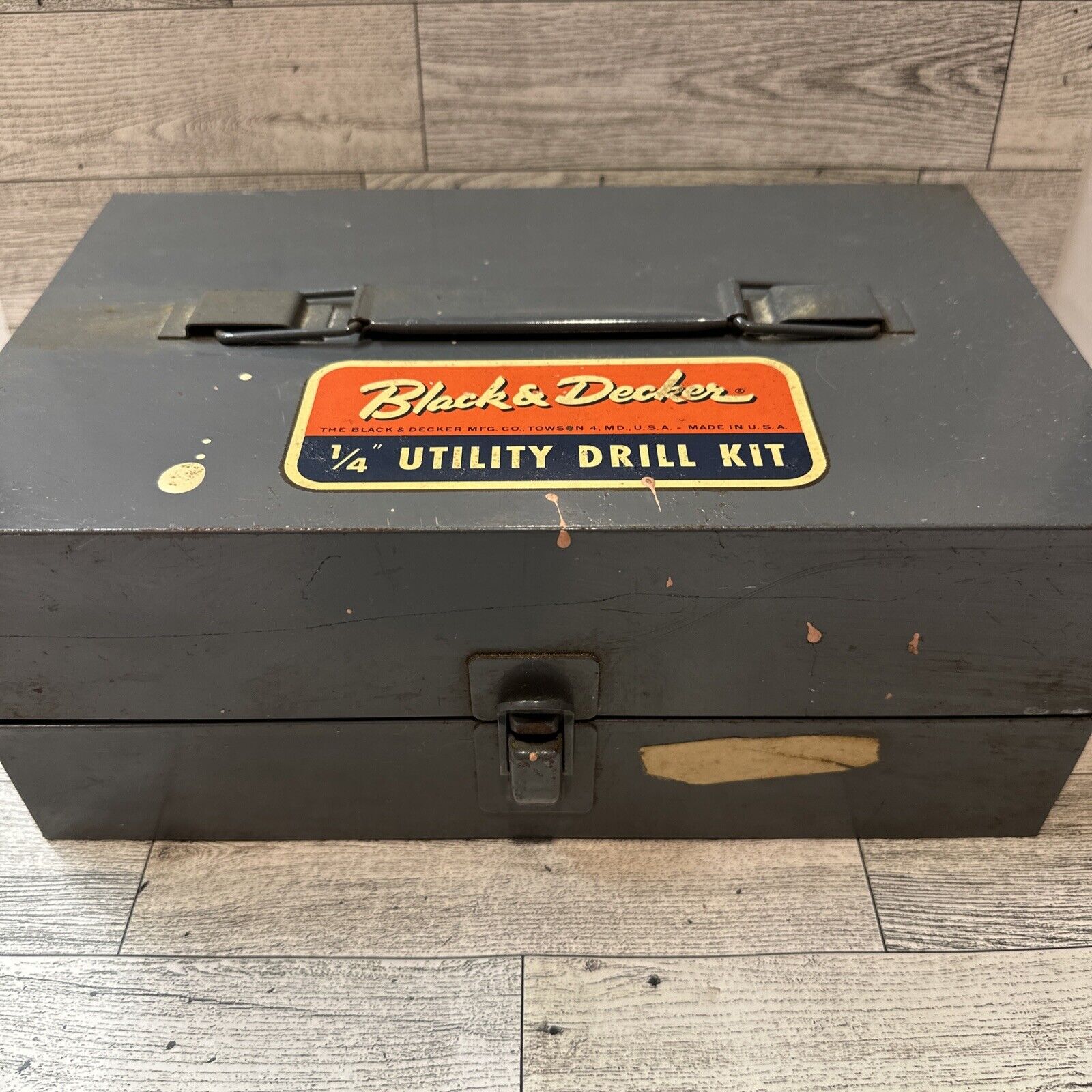 BLACK & DECKER Metal Case Tool Box for 1/4” Utility Drill Kit 11x7x5” Vintage