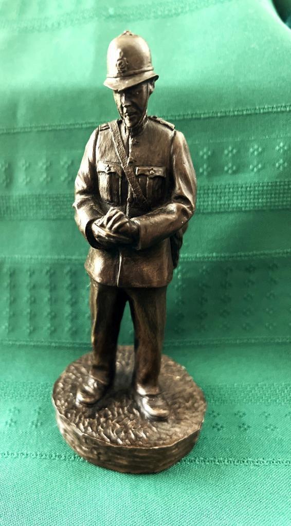 House of Wentworth Sculpted 1940\'s British Policeman Handmade Resin SR Peppers