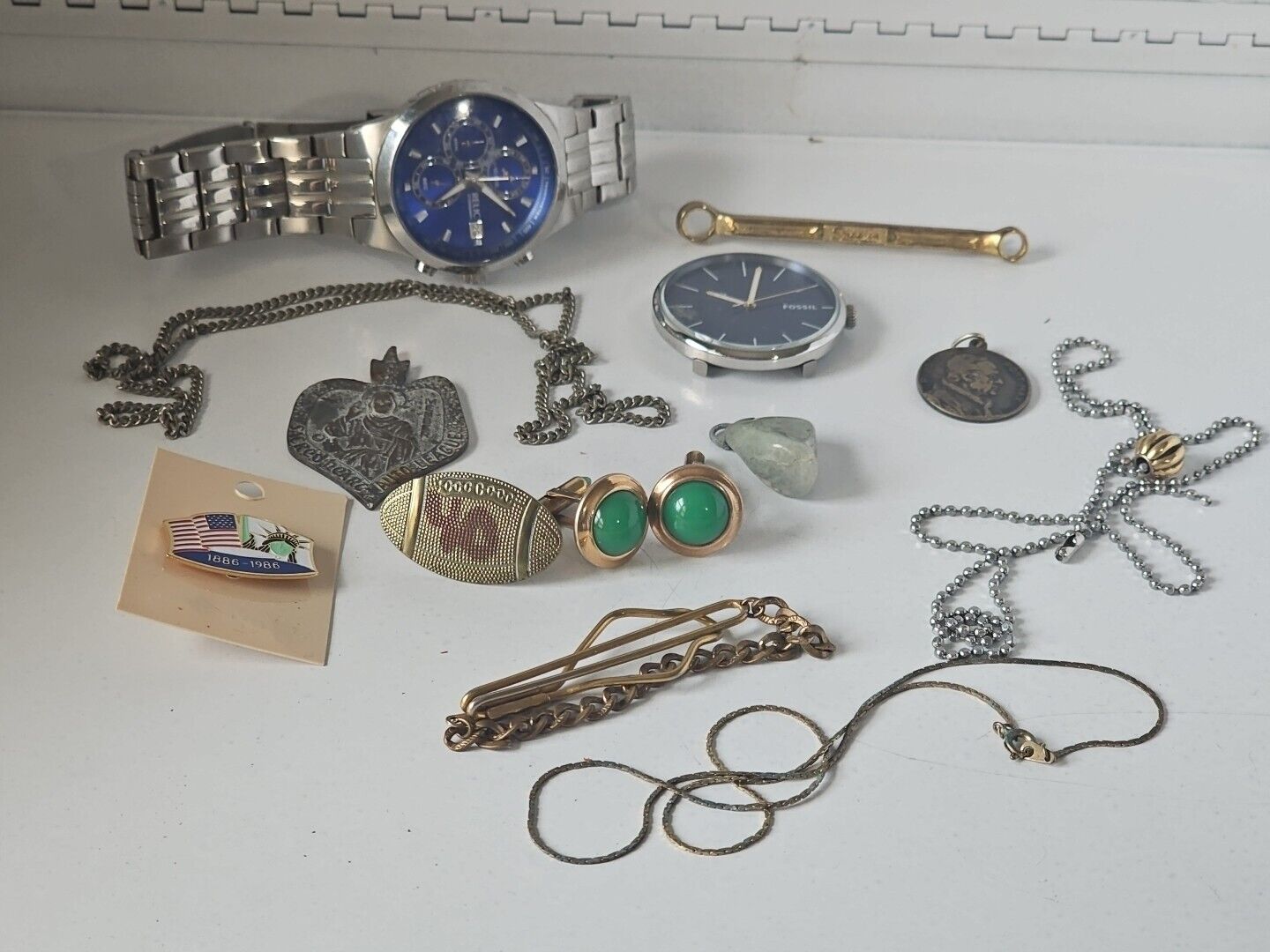Vintage Junk Drawer Lot Jewelry Watches Religious Medal Brooch Pins More #127