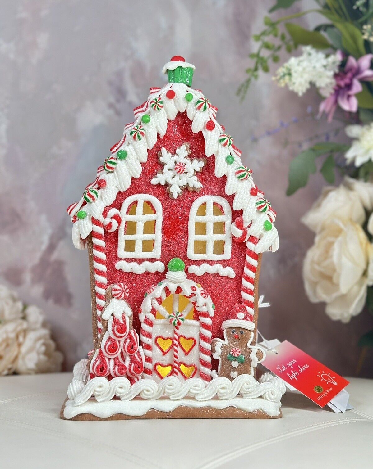 CHRISTMAS 13” GINGERBREAD CANDY HOUSE W/PEPPERMINT  TREE CANDY & COOKIE