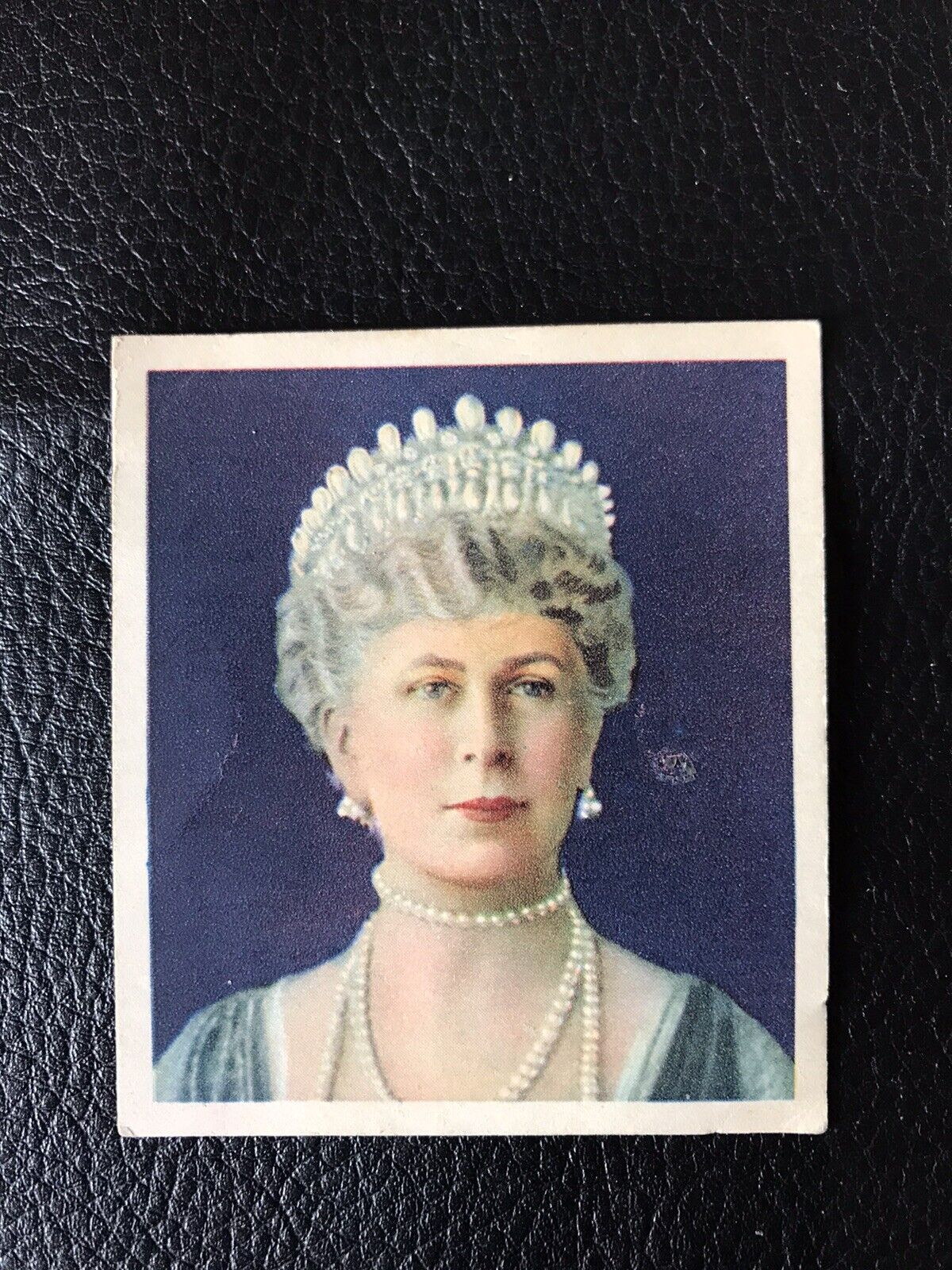 1935 GODFREY PHILLIPS CIGARETTES SPECIAL JUBILEE YEAR SERIES #2 THE QUEEN MARY