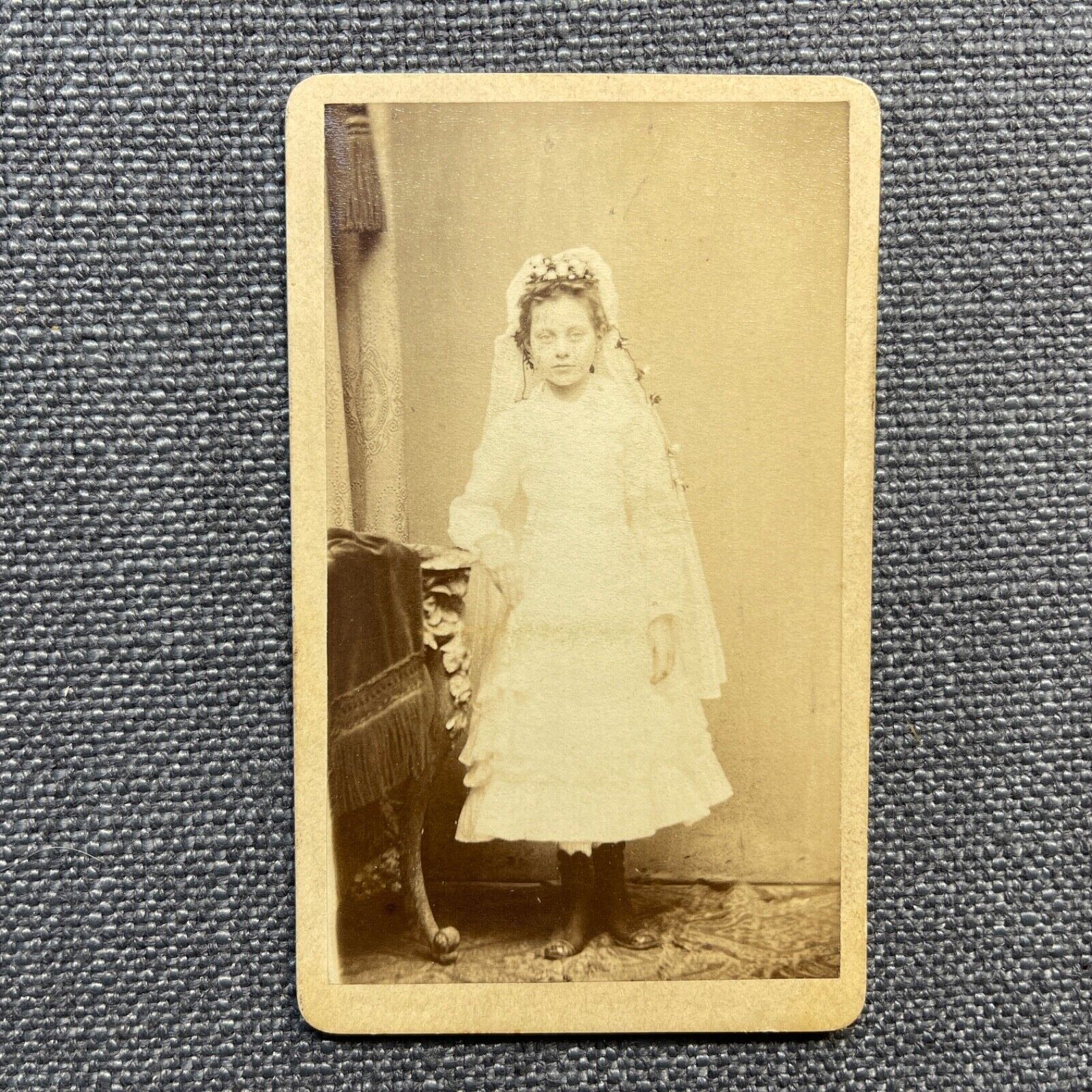 CDV Photo Antique Portrait Girl in White Dress Veil First Holy Communion Germany