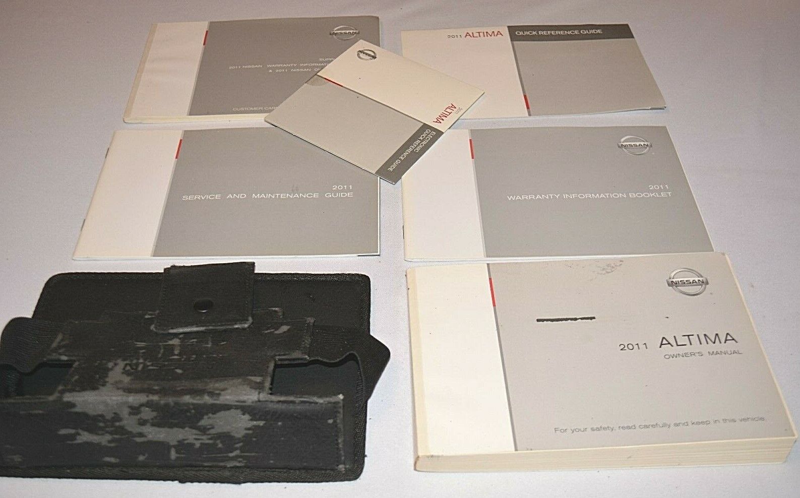 2011 NISSAN ALTIMA OWNERS MANUAL GUIDE BOOK SET WITH CASE OEM