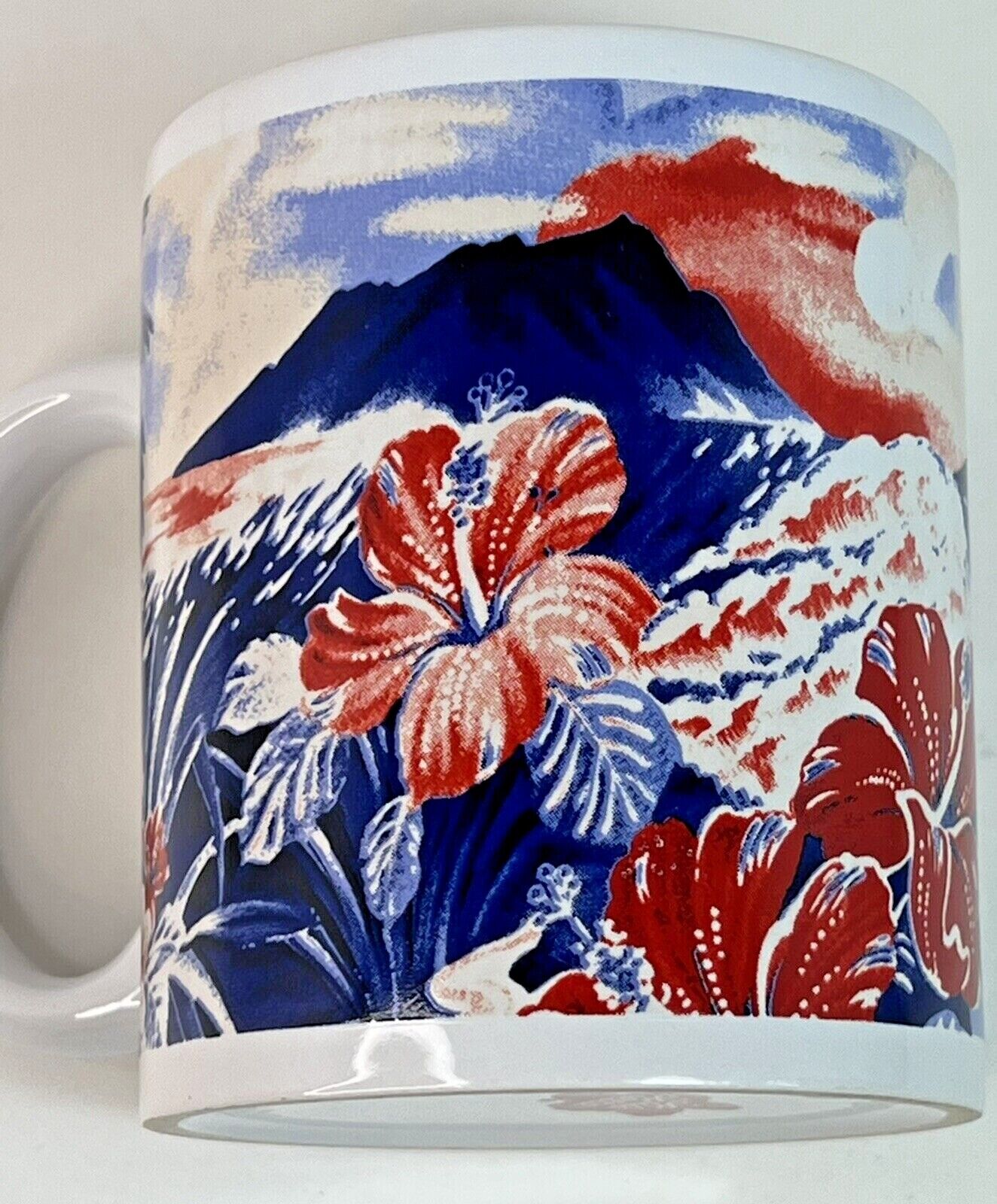 Hilo Hattie Coffee Mug 2014 Red Blue Hibiscus Hawaiian Flowers  Mountains Ocean 