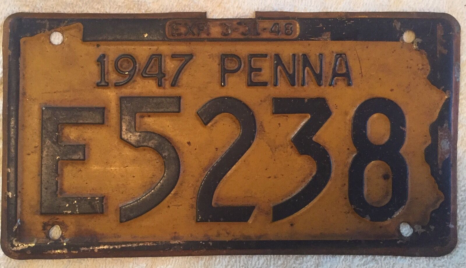 VINTAGE ORIGINAL 1947 PENNSYLVANIA LICENSE PLATE  See My Other Plates