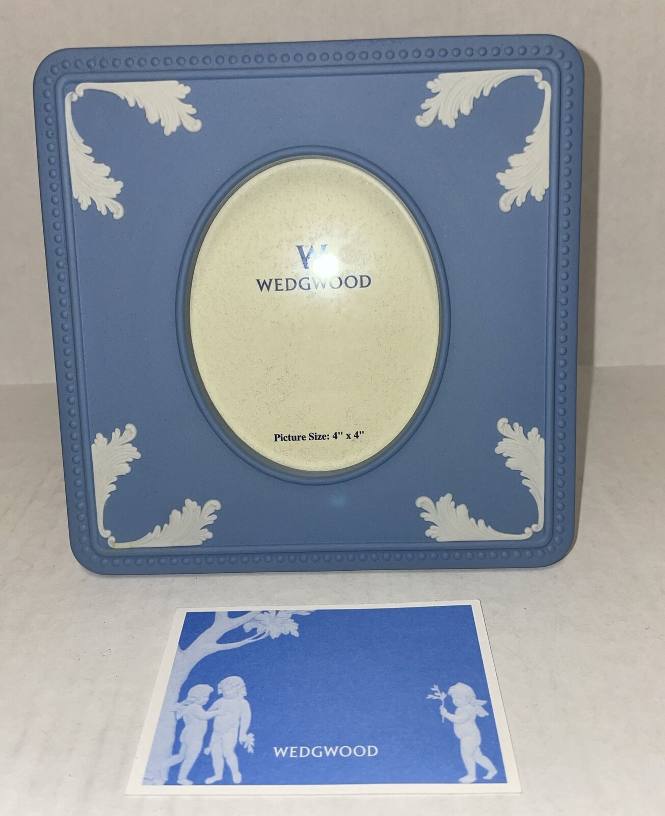 NWT VTG Wedgwood Jasperware Picture Frame Pale Blue /Square With Oval Center UK