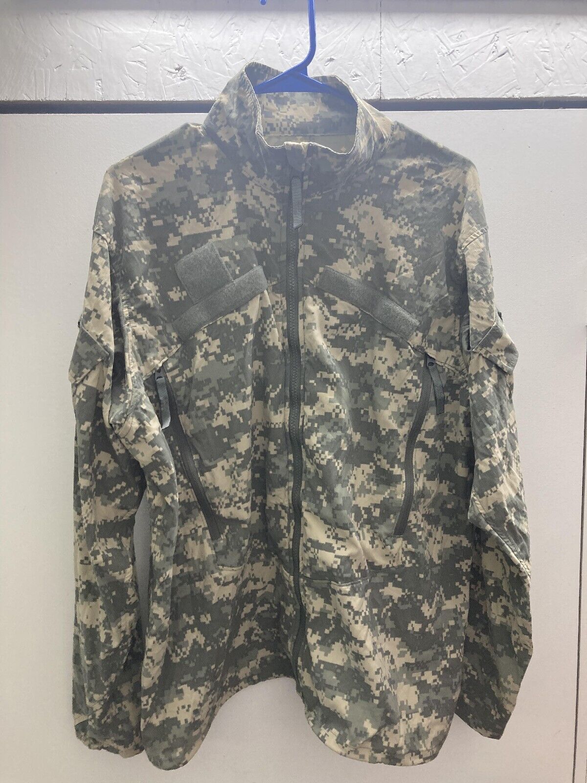 USGI Jacket Gen 3 III Wind Cold Weather ACU Official Army Issue Medium Regular 