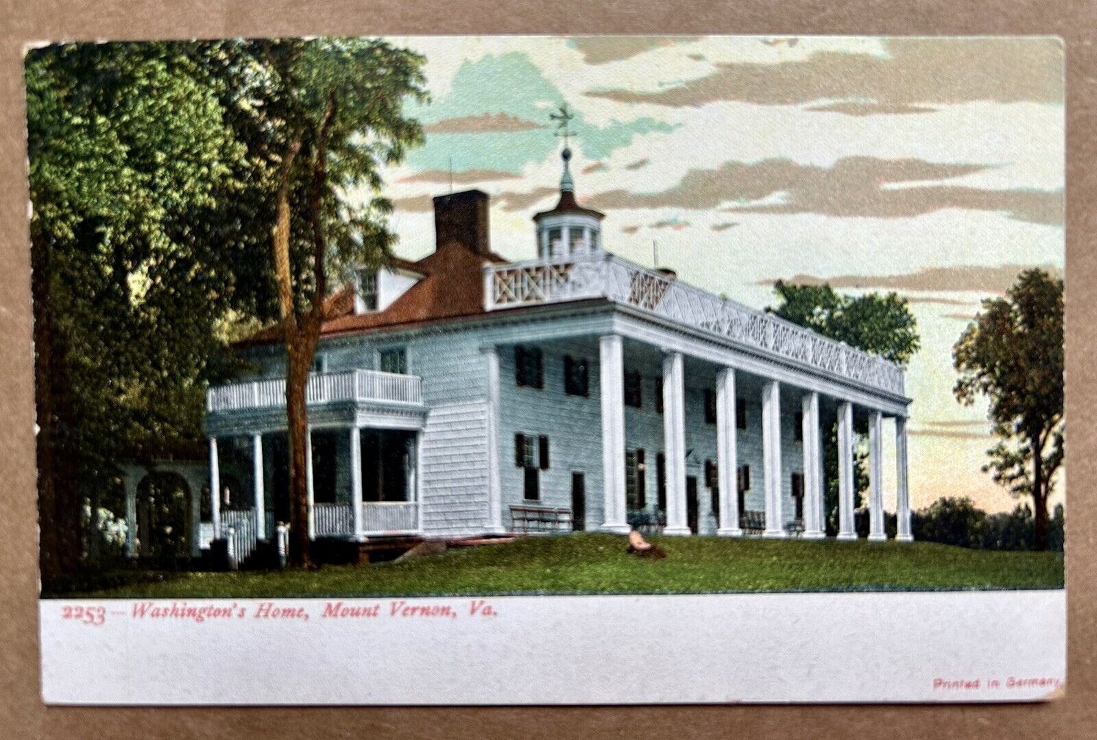 Washington\'s Home, Mount Vernon, Virginia Vintage Postcard. Unposted.