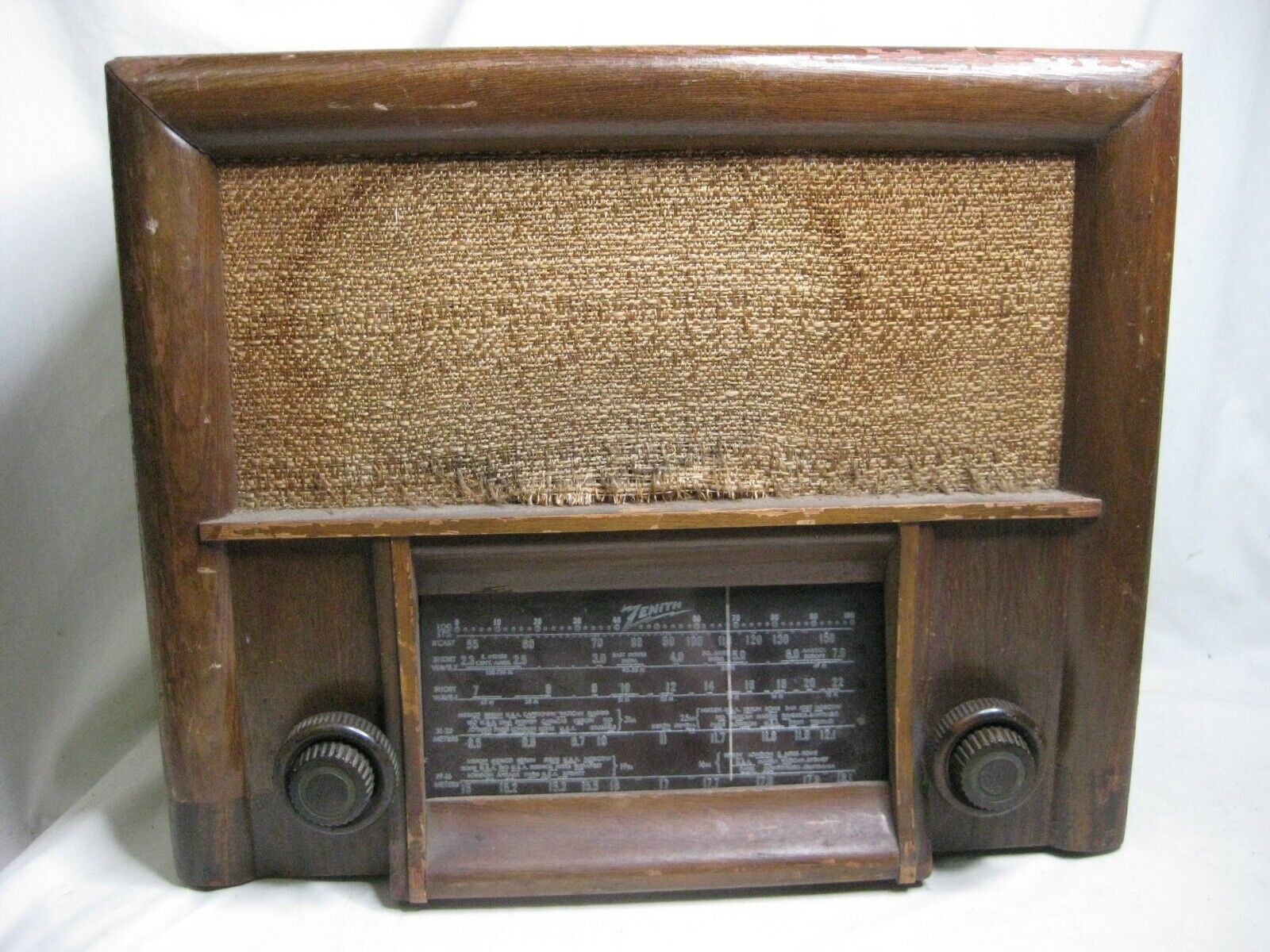 vintage antique ZENITH tube radio 102-426 A983570 6S043BT Short Wave wood case