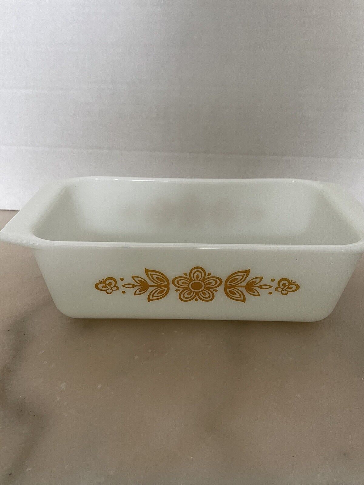 Vintage PYREX Gold Butterfly Flowers 913 Bread Loaf Pan 9.5\