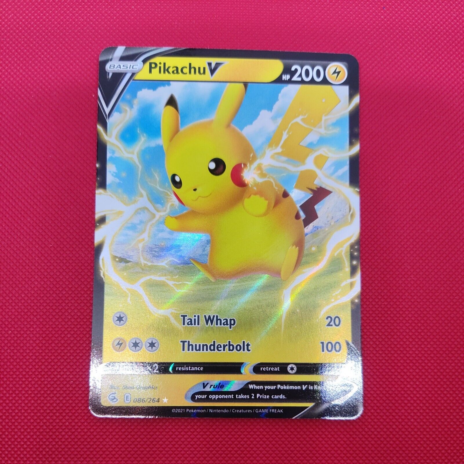Pikachu V Fusion Strike 086/264 Holo Ultra Rare Pokémon TCG Card